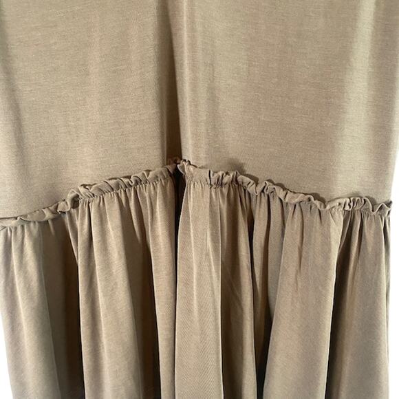 Chelsea28 Olive Green Sleeveless V-Neck Modal Blend Blouse Women Sz S - Picture 5 of 7